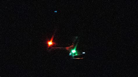 NJ drones: Federal rules on confronting unidentified flying objects