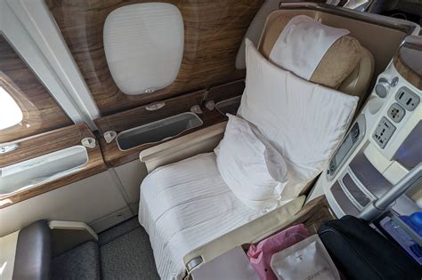 Emirates Airlines Business Class 的图像结果
