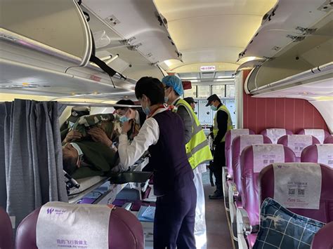假日高峰期 西部航空这架从重庆出港的飞机放倒9个座椅飞了4个航段-中国民航网