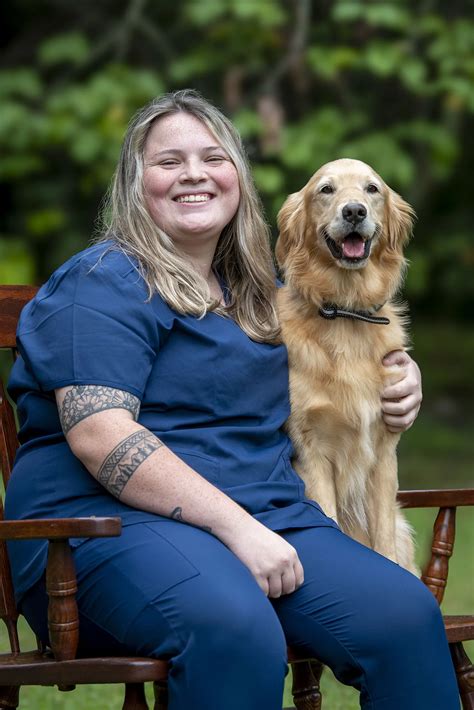 Meet Our Team - Lazy 5 Vets