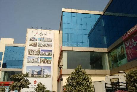 NSL Centrum in Kukatpally Housing Board Colony, Hyderabad: Price ...