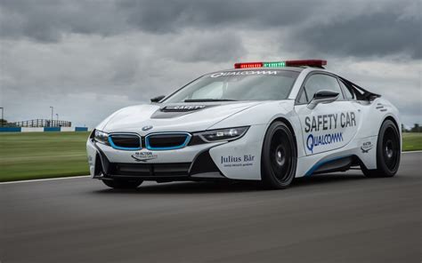 Photo gallery of the stunning BMW i8 - 1/11