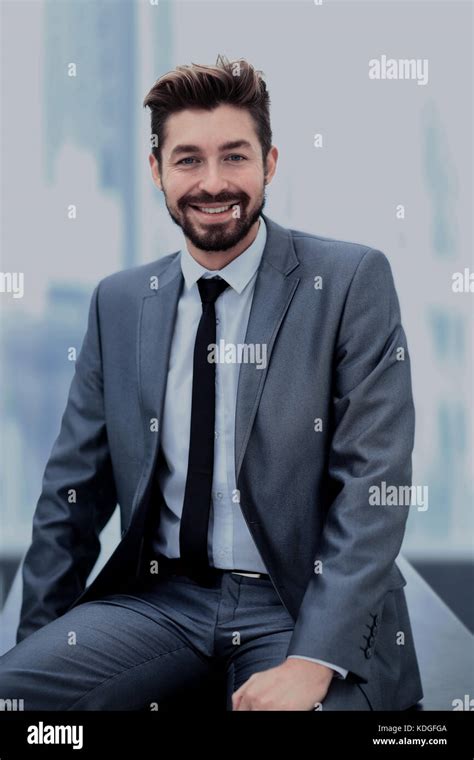 White Guy Smiling Business Man 的图像结果