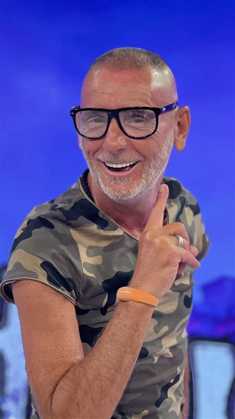 OPŠTI HAOS U STUDIJU! Lepi Mića skočio na Necu, pa urlao iz petnih žila ...