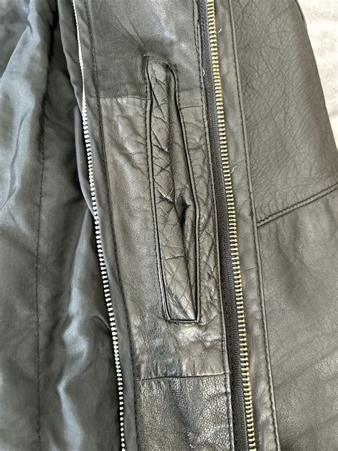 U2 Wear Me Out Black Leather 80s-90s Bomber Jacket Me… - Gem