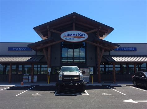 Lummi Bay Market at Exit 260