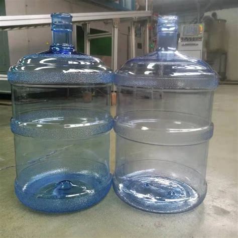18.9L升标准PC加厚饮水机水桶食品级纯净水瓶矿泉水5加仑水厂水桶-阿里巴巴