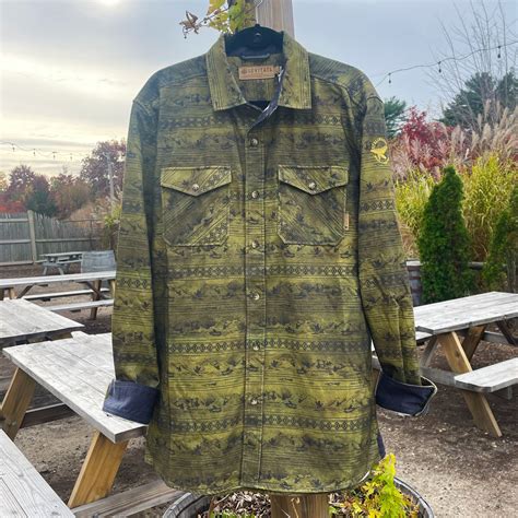 Stellwagen X Levitate Flannel: River Birch | Stellwagen Beer Company