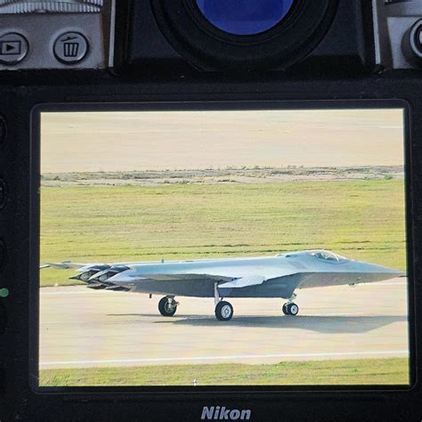 The First Clear Photo of Chinese 6th-gen J-50 Fighter Jet Released ...