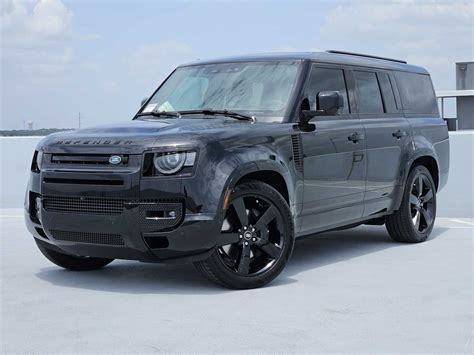 New 2025 Land Rover Defender X-Dynamic SE 4 Door SUV in Austin #5366527 | Land Rover North Austin