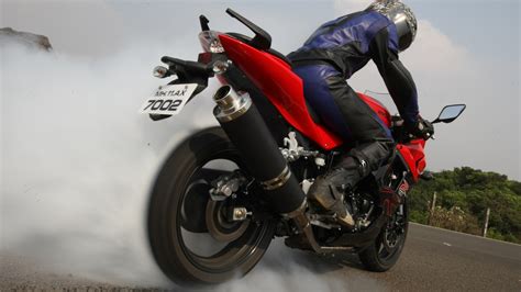 Hyosung Aquila Pro GT250R 2013 STD Exterior Bike Photos - Overdrive