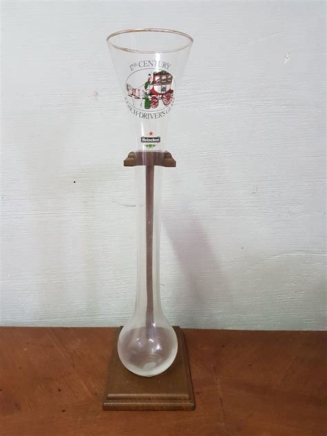 Heineken 1/2 Yard Of Ale 17th Century Coach-Driver's Glass, Hobbies ...