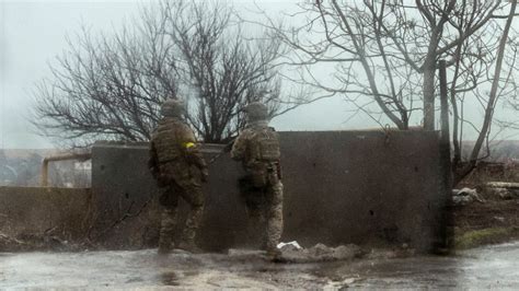 Ukraine says Russia has seized control of 2 towns in country's east ...