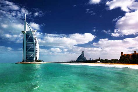 来迪拜留学，住在哪里？