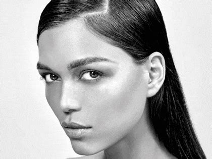 Everything You Need to Know About Preventing Seasonal Acne ...