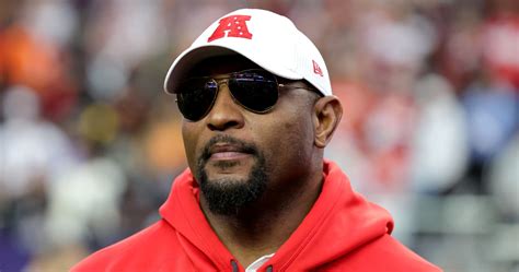 Ray Lewis III, Son of Ravens Legend, Dies at Age 28 | News, Scores ...