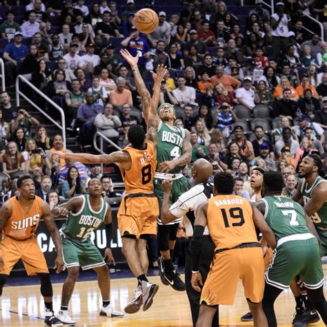 Did we see the smallest jump ball in NBA history last night?