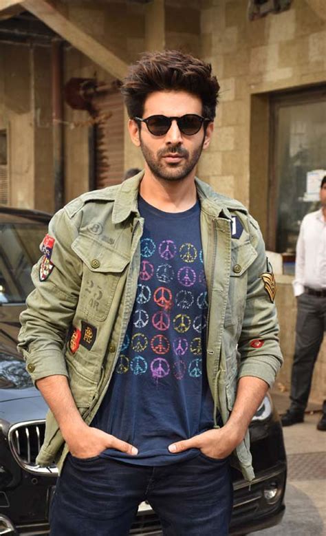 Kartik Aaryan Established A New Style Statement With A Pair Of Dirty ...