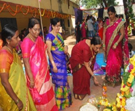 Smt Kandukuri Rajyalakshmi College for Women Rajahmundry Campus: Photos ...