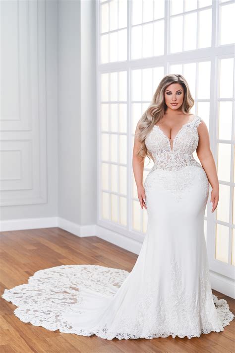 18 dreamy plus size wedding dresses with sleeves – Artofit