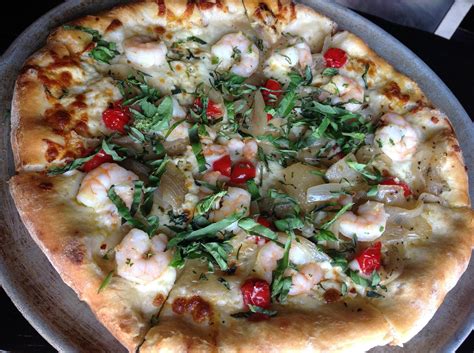 Pitch Pizzeria (Omaha) | VisitNebraska.com