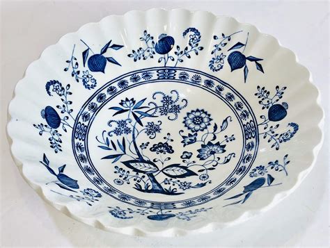 Dinnerware Blue Onion at Sebastian Bardon blog