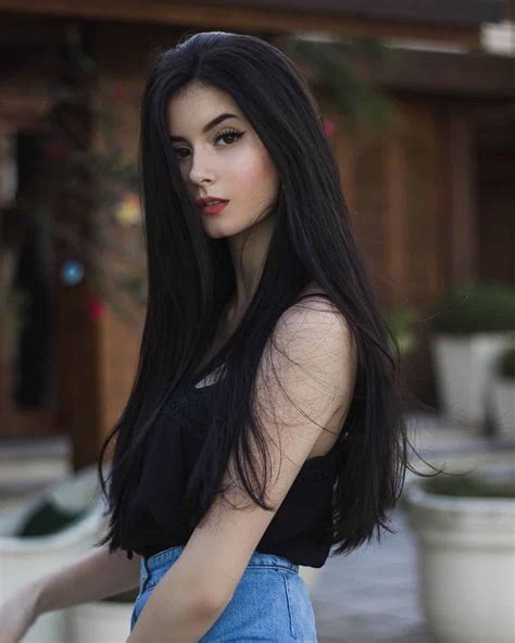 70+ Best Long Straight Black Hairstyle Ideas of 2019 - HowLifeStyles