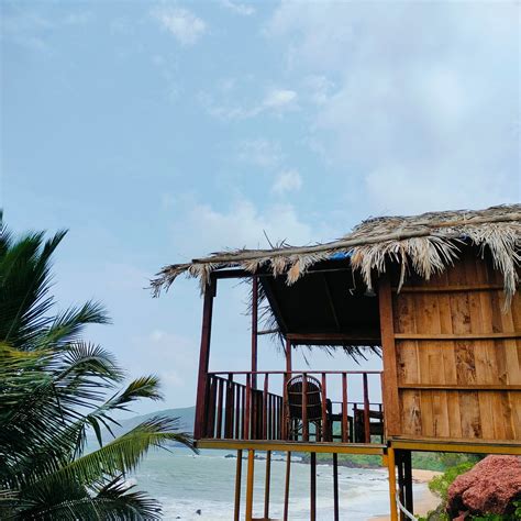 BLUE LAGOON RESORT (Cola) - Inn Reviews, Photos, Rate Comparison ...