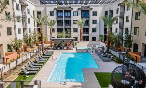 Phoenix, AZ Luxury Apartments Midtown Phoenix | Blume on Central