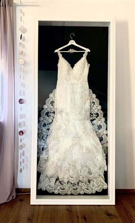 How To Frame My Wedding Dress at James Buckler blog