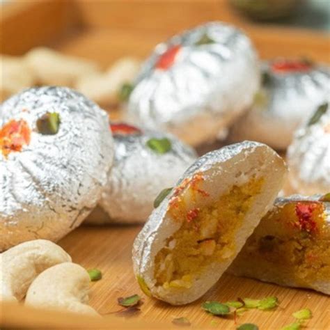 Buy Sheetal Gajak Indore Online | Authentic Indian Sweets | India Shopping