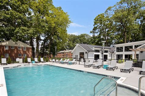 The Flats at Douglas | Apartments in Toledo, OH