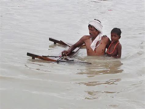 Flood waters of River Ganga - Continuous rain flooded banks of Ganga ...