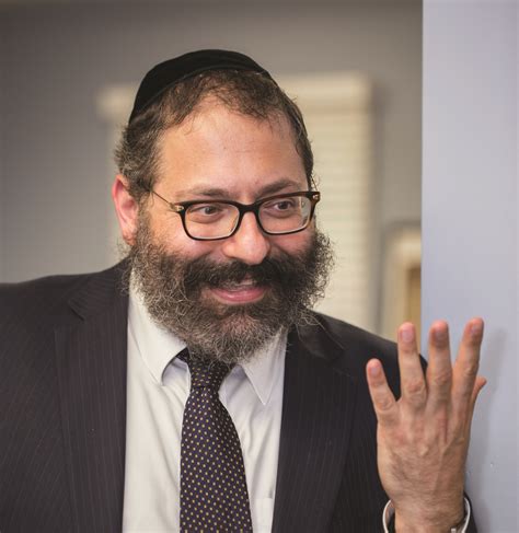 Rabbi YY Jacobson Captivates Sold-Out Crowd At Emet Couples’ Event ...