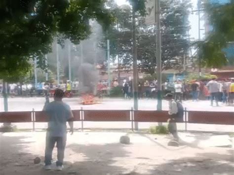 jaipur tourists bus attacked in nepal 200 passengers hide in airport to ...