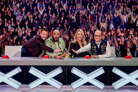 David danst liever dan dat hij lessen op school volgt / nieuwe Rico ...