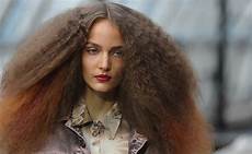 Best Thing For Frizzy Hair by How To Make Frizzy Hair Smooth In Summer Popsugar Best Thing For Frizzy Hair