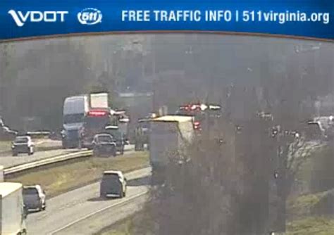 Crash blocked interstate lane near Harrisonburg
