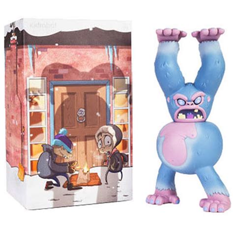 Yeti 8-inch Dunny by Pause Designs | tomenosuke