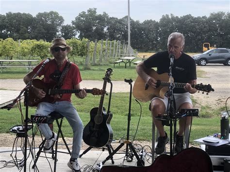 Vines & Rushes Winery