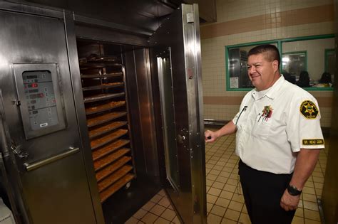 Feeding the masses: A look inside O.C. Jail's kitchens - Behind the Badge