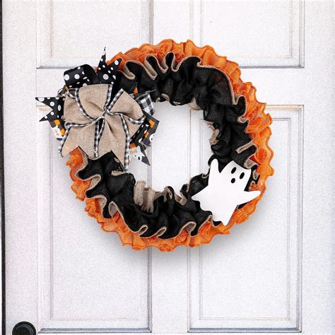 18 Easy DIY Halloween Wreaths To Welcome The Spooky Season - Spruce Home