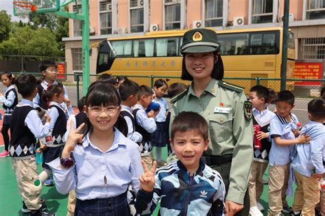 3分钟带您穿越中国海军70年--军事--人民网