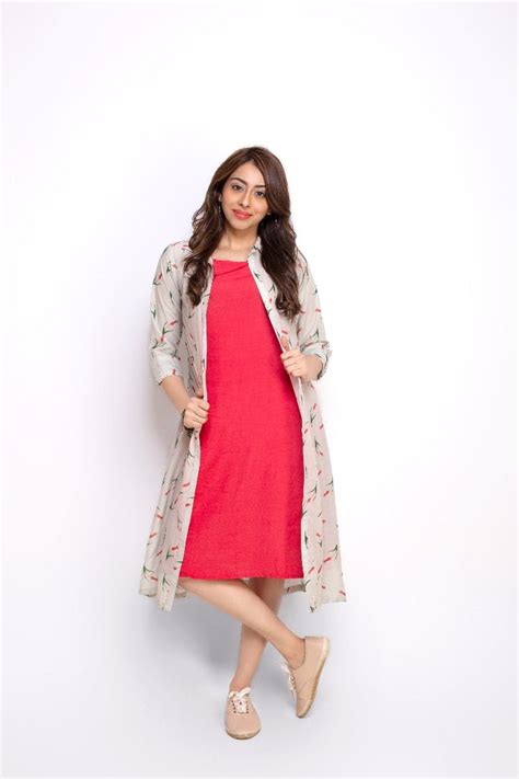 Get Pink Shift Dress with Tulip Print Longline Jacket at ₹ 2210 | LBB Shop