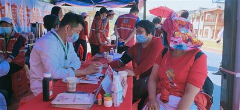 惠州：健康便民活动进公园 贴心服务暖人心_惠州志愿服务网