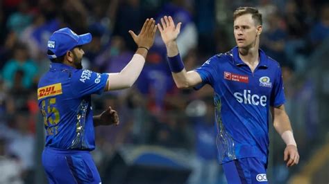 Australian Pacer Behrendorff Out of IPL With Broken Leg