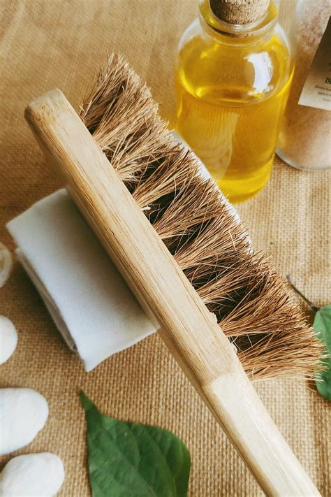 Buy Natural Long Handle Body Brush | Coconut Coir Bath Brush by Almitra ...
