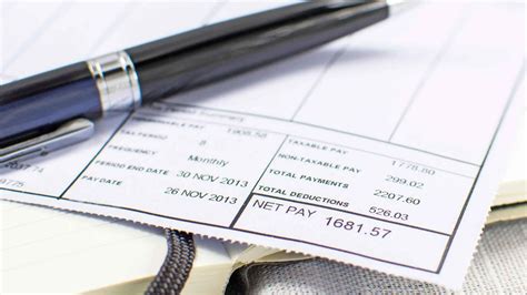 Online retailer & e-commerce business insurance | AXA UK