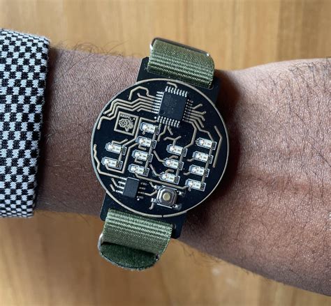 Programming Binary Watch Python Code 的图像结果