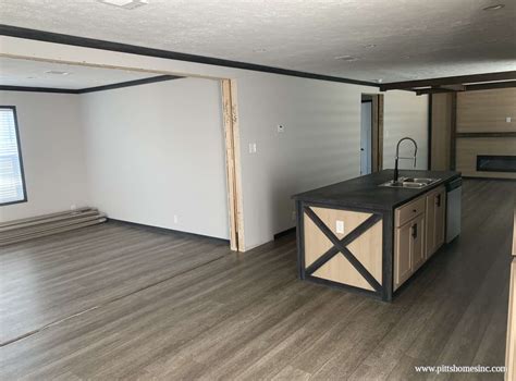 2023 Champion Hermitage 2860H32 #B 19 | Pitts Homes Inc